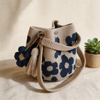 Bolsa de crochê artesanal com estampa de flores 🌼✨
